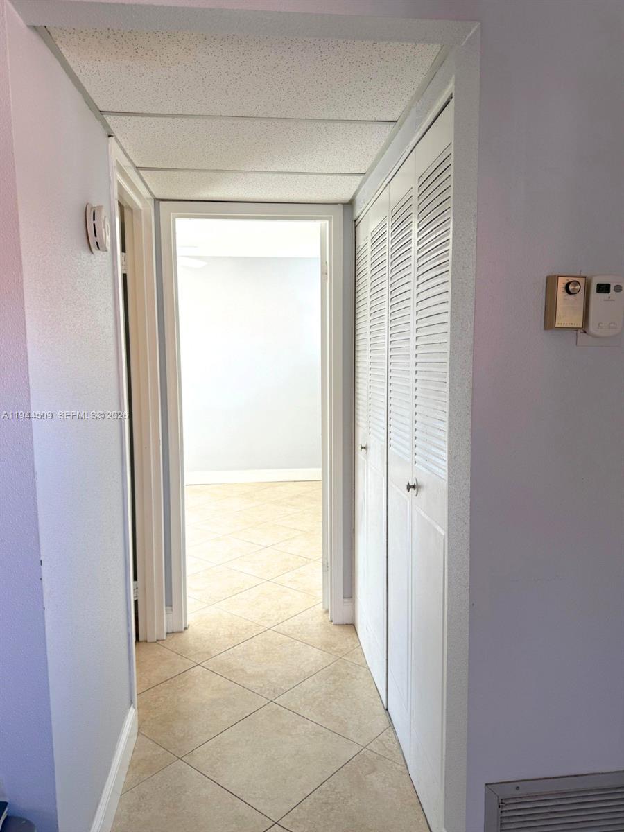 KINGS POINT SAXONY CONDOS - Residential