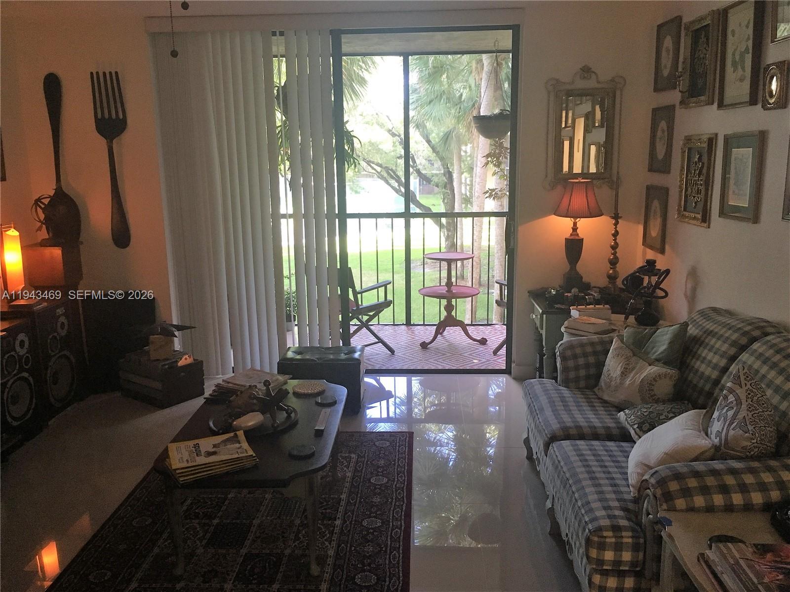 THE HORIZONS CONDO #4 - Residential Lease