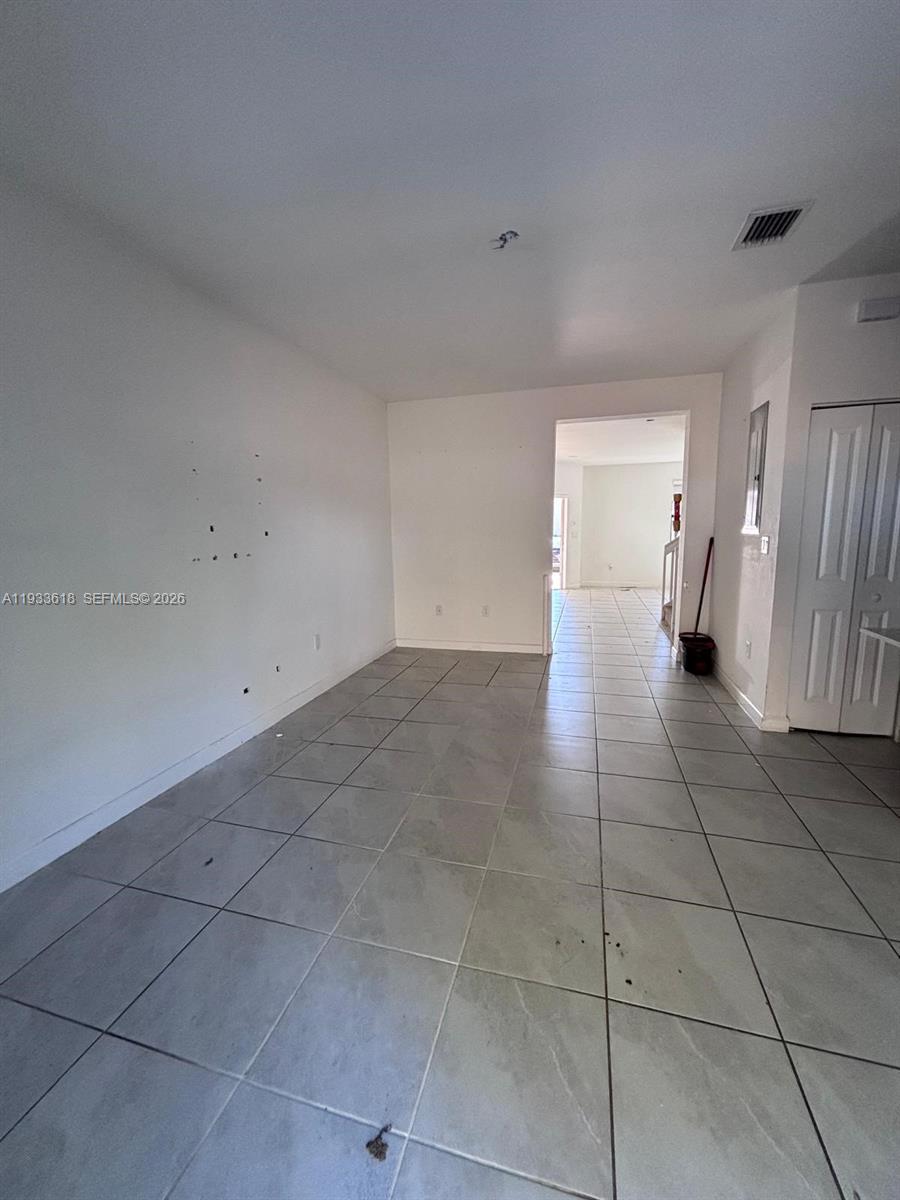 ENCLAVE SOUTH PHASE 2 - Residential