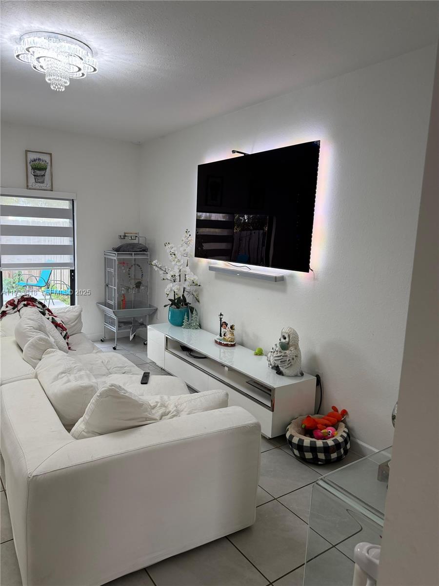 ENCLAVE SOUTH PHASE 2 - Residential