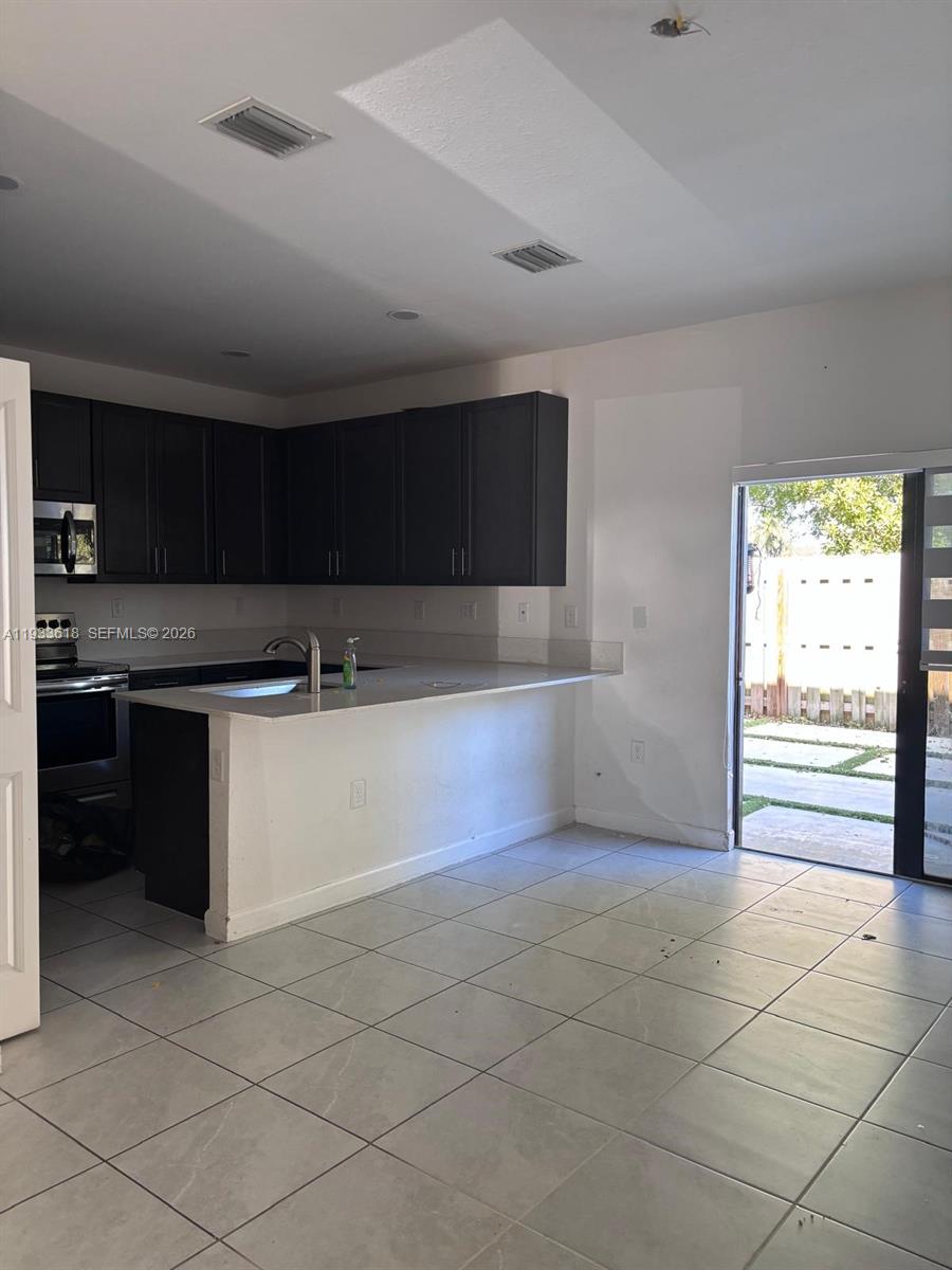 ENCLAVE SOUTH PHASE 2 - Residential