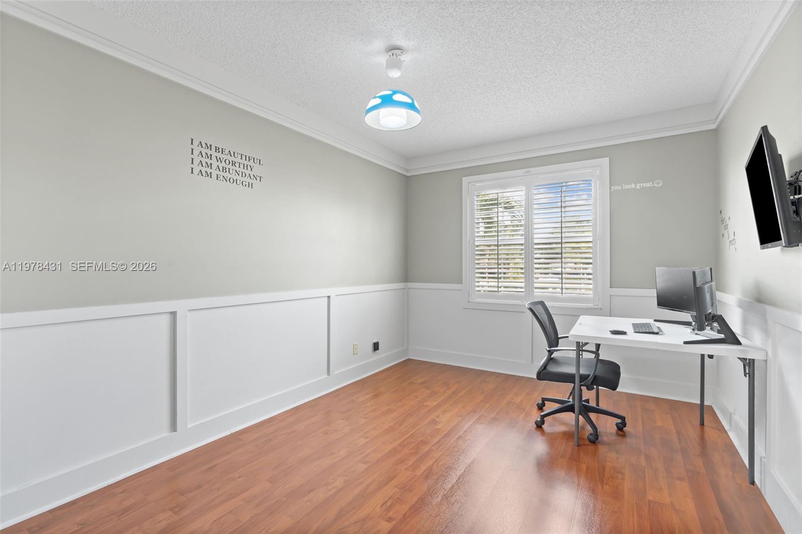 OAKWOOD - Residential