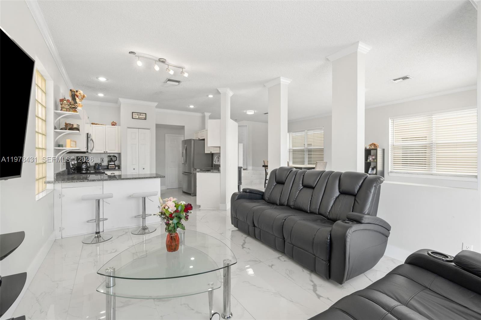 OAKWOOD - Residential