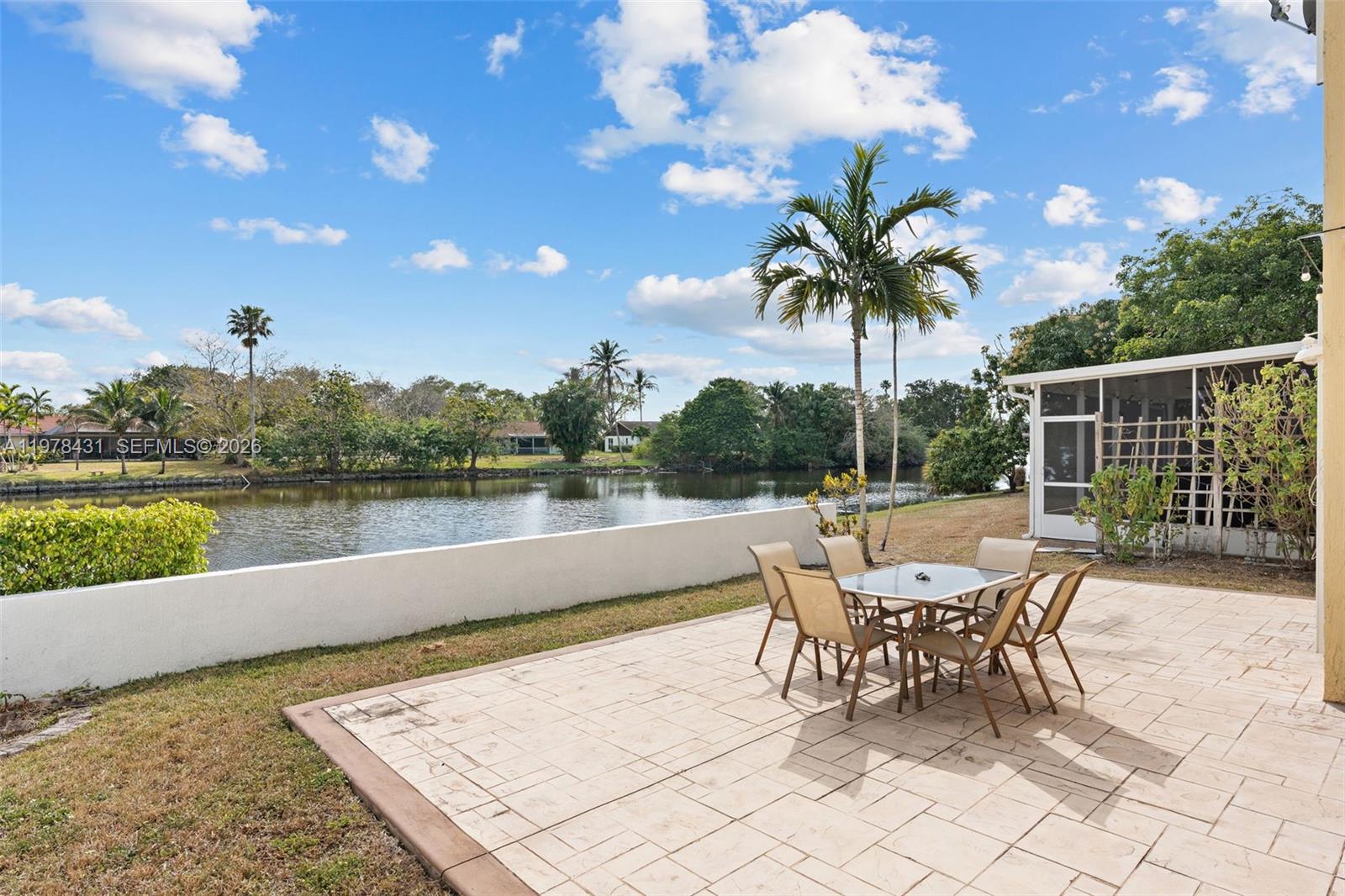 OAKWOOD - Residential