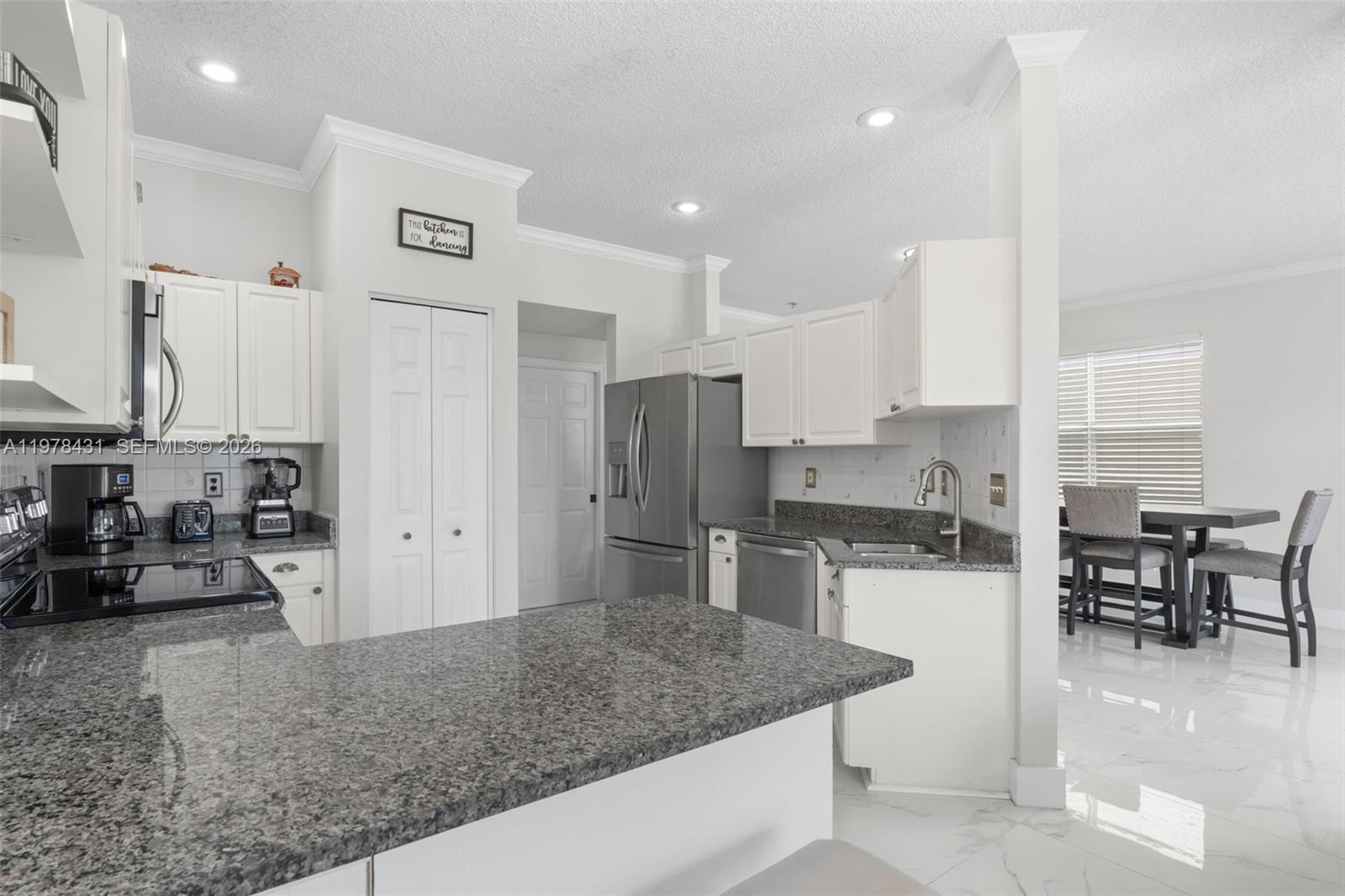 OAKWOOD - Residential