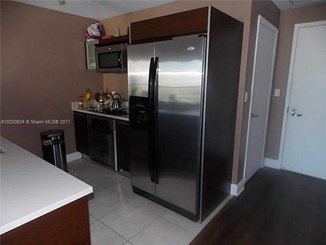 Quantum/Bay Condo 01 - Residential Lease