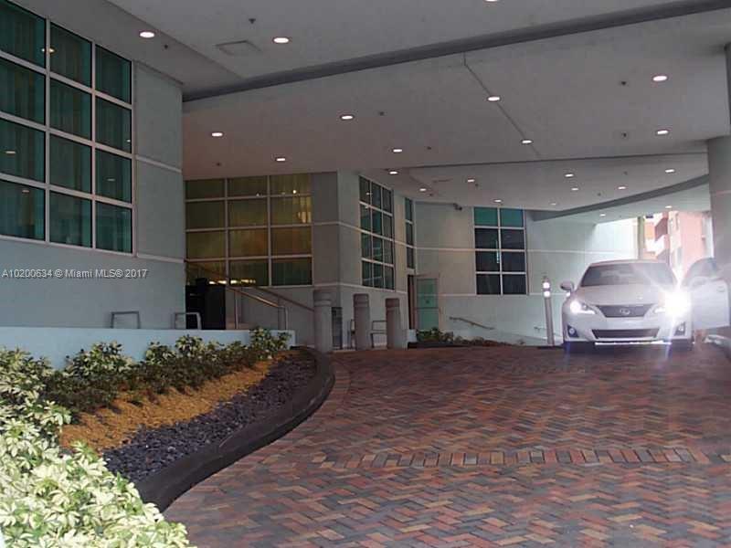 Quantum/Bay Condo 01 - Residential Lease