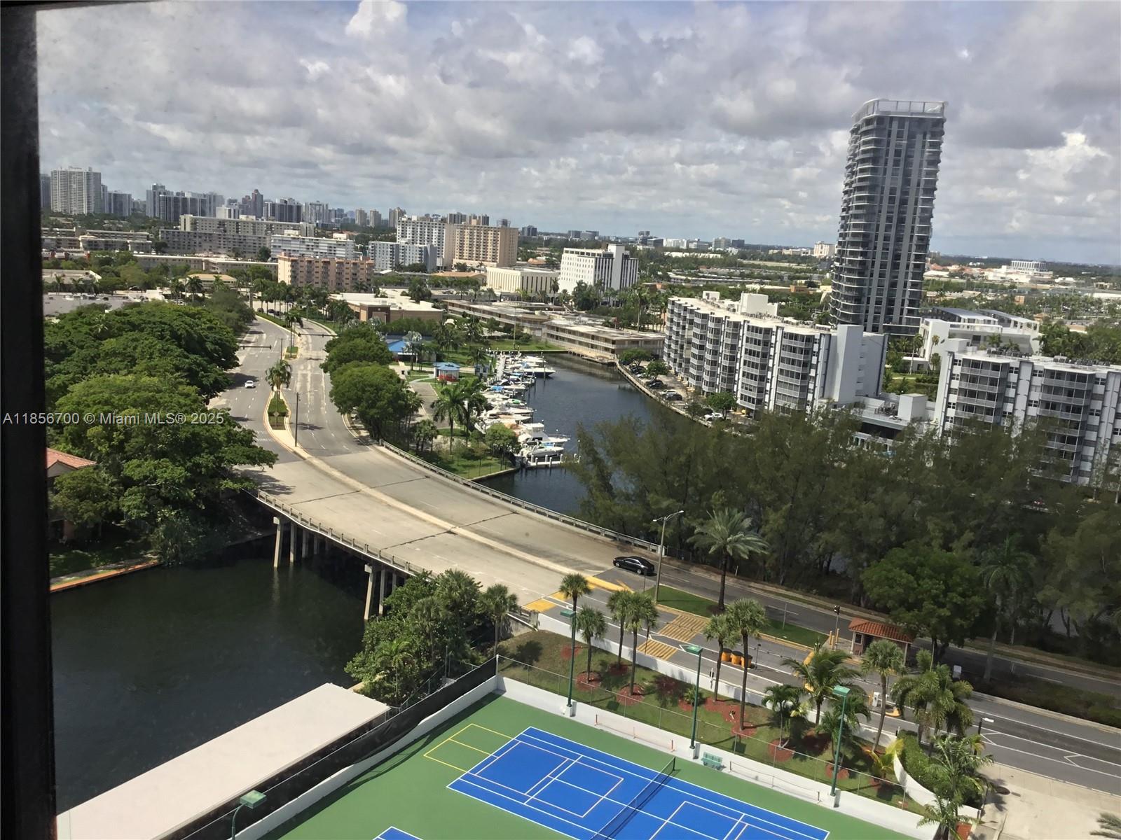 ANCHOR BAY CLUB CONDO - Residential Lease