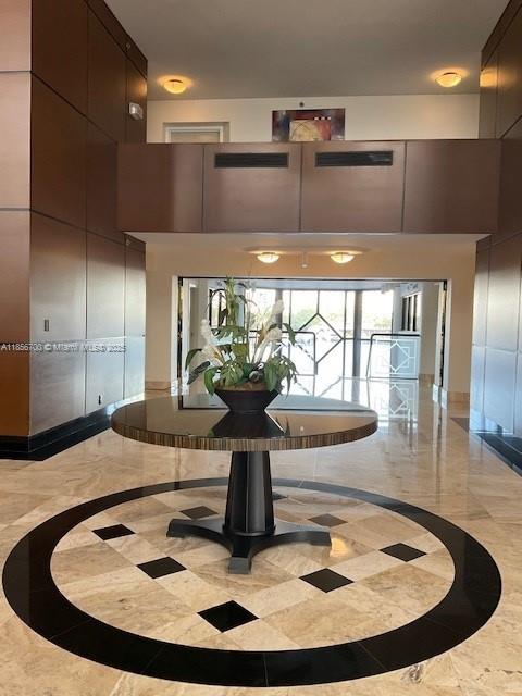 ANCHOR BAY CLUB CONDO - Residential Lease