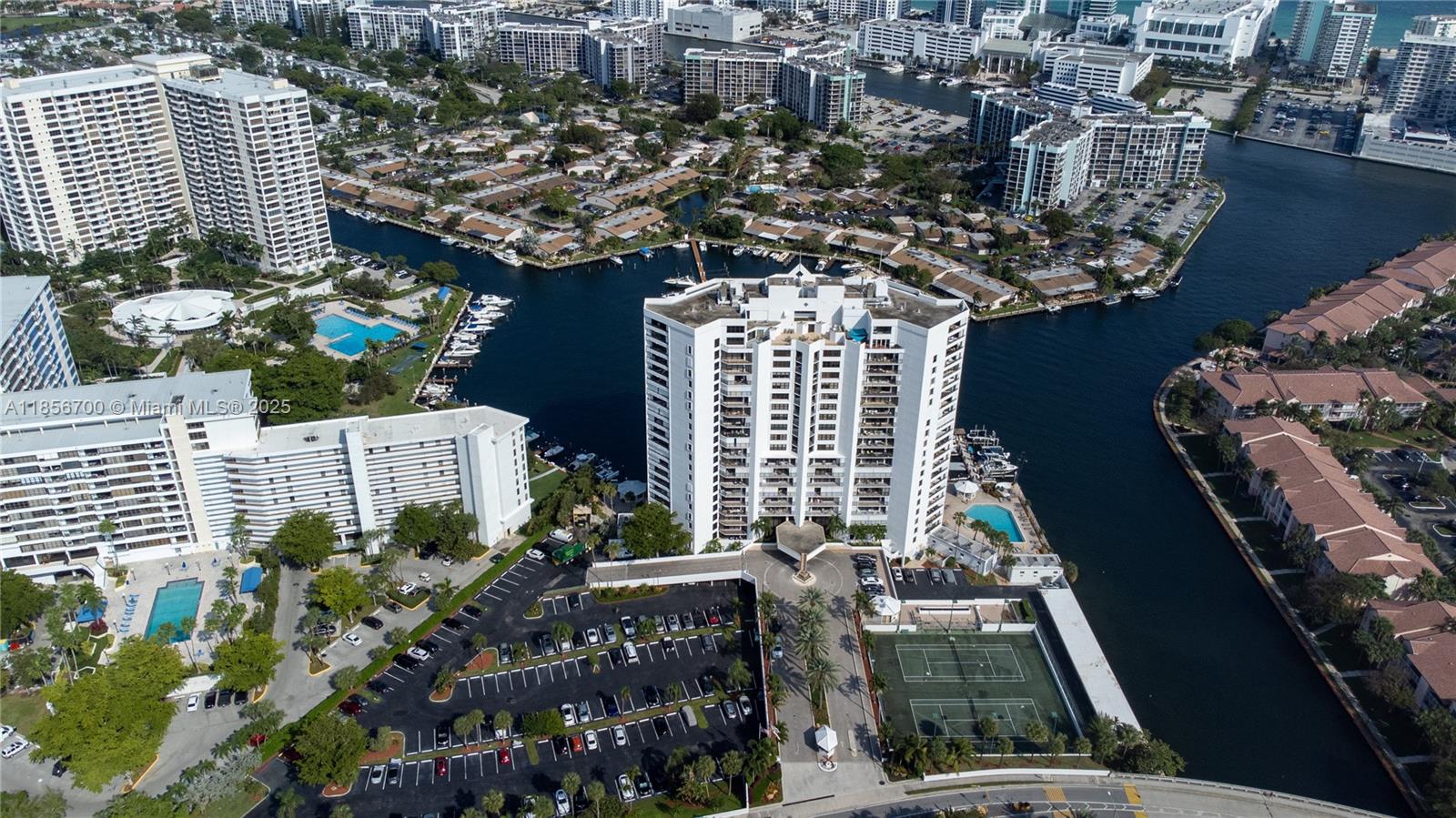 ANCHOR BAY CLUB CONDO - Residential Lease