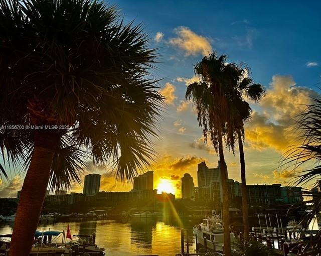 ANCHOR BAY CLUB CONDO - Residential Lease