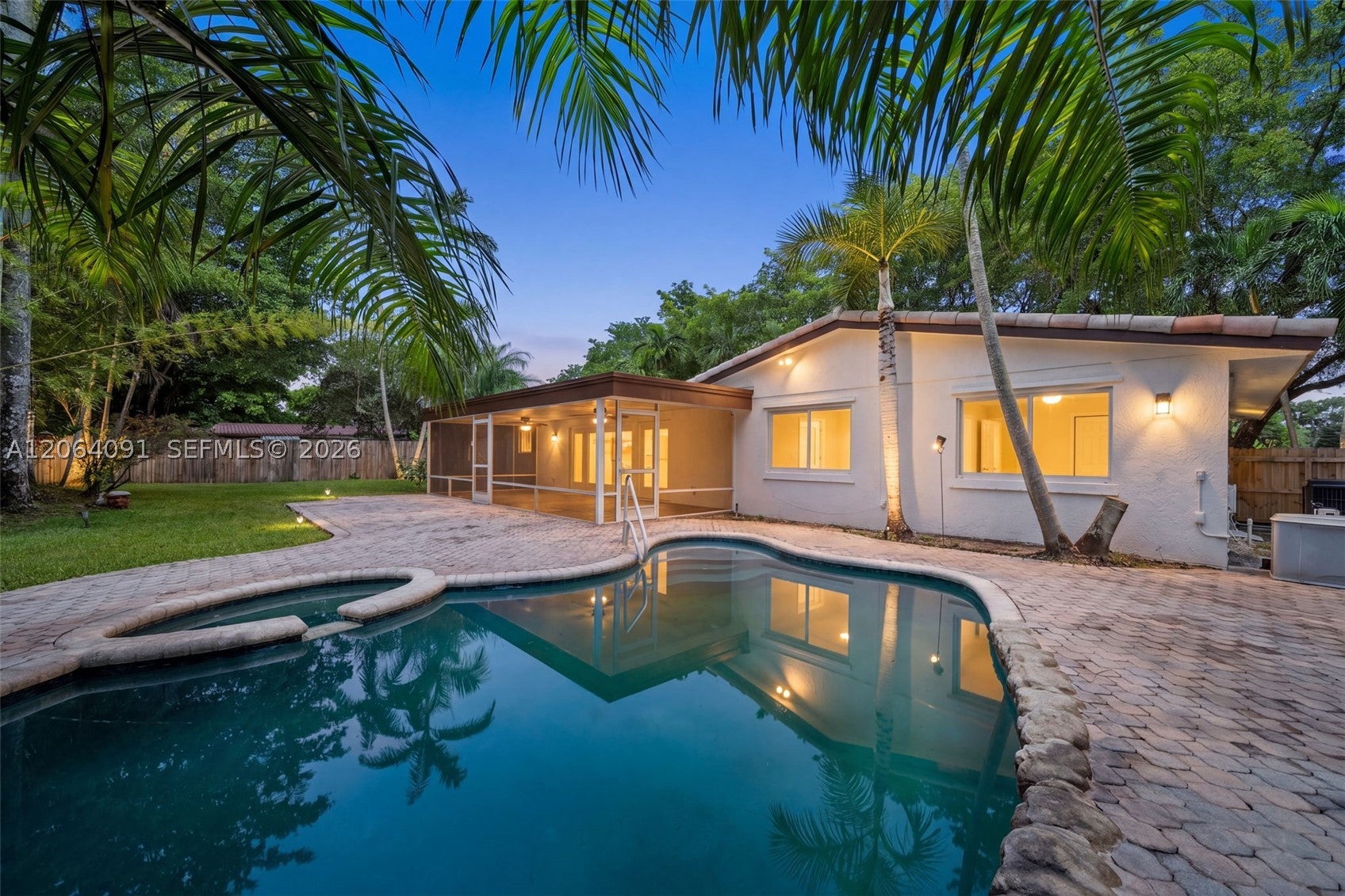 6200 Pine Ter