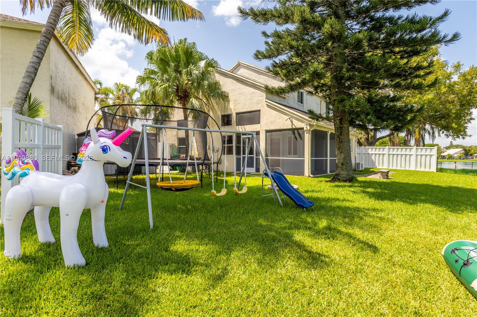 SCARBOROUGH II - Residential