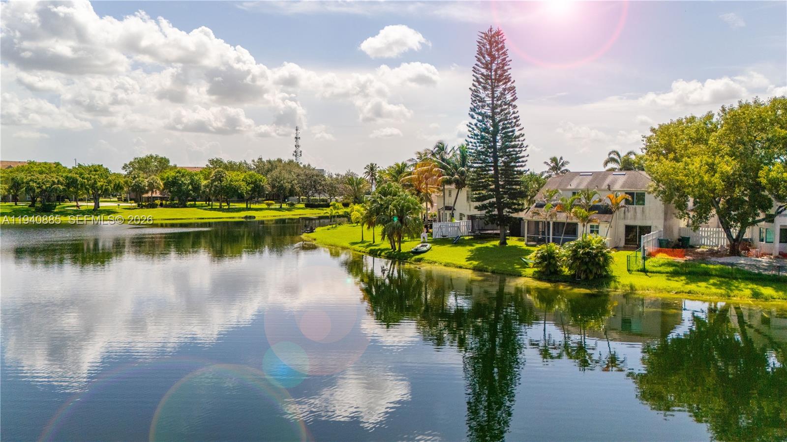 SCARBOROUGH II - Residential