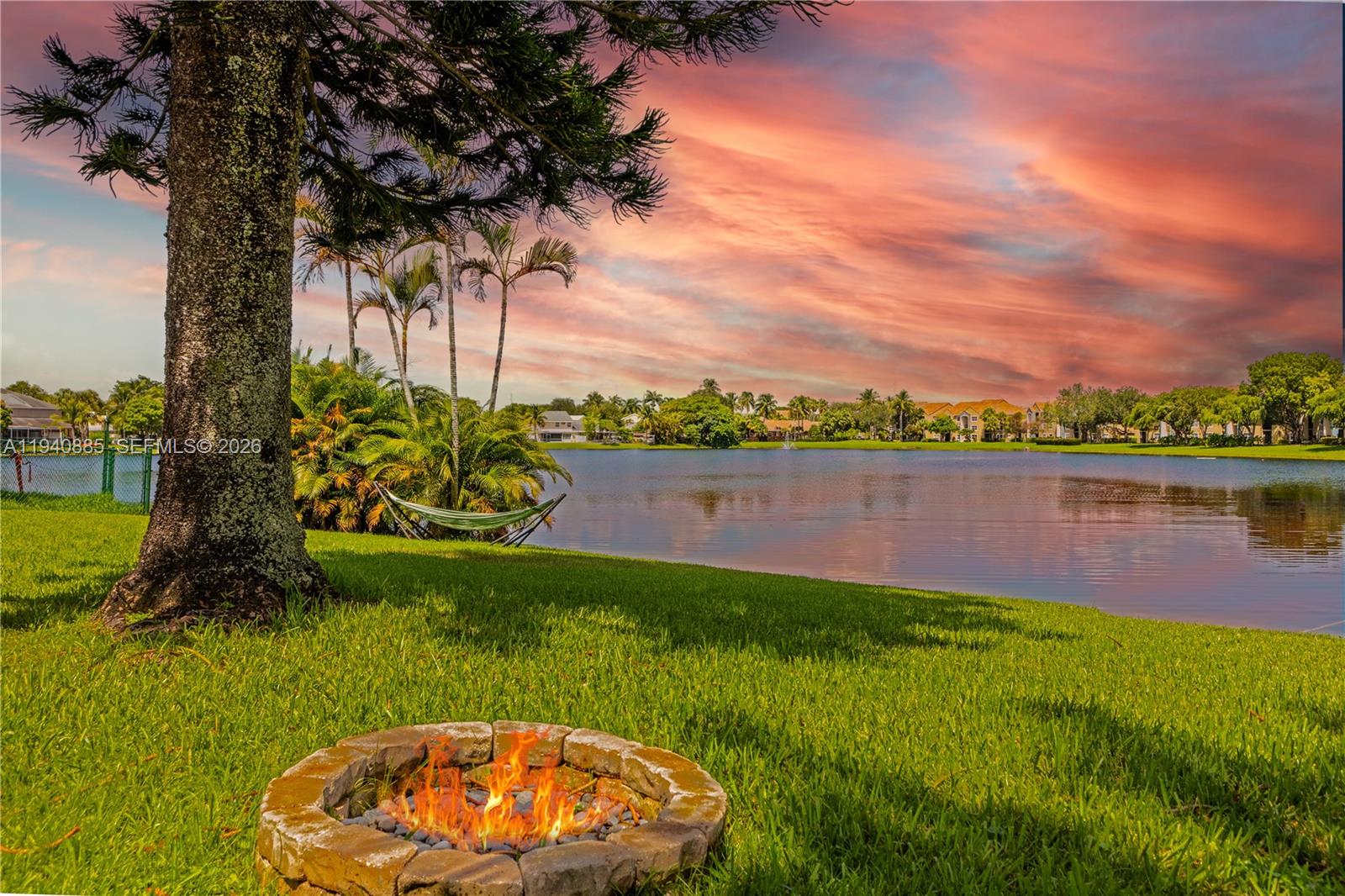 SCARBOROUGH II - Residential