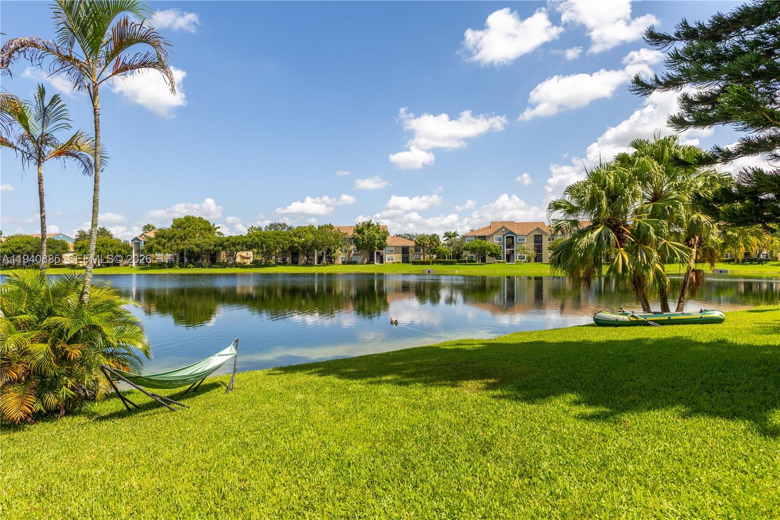 SCARBOROUGH II - Residential