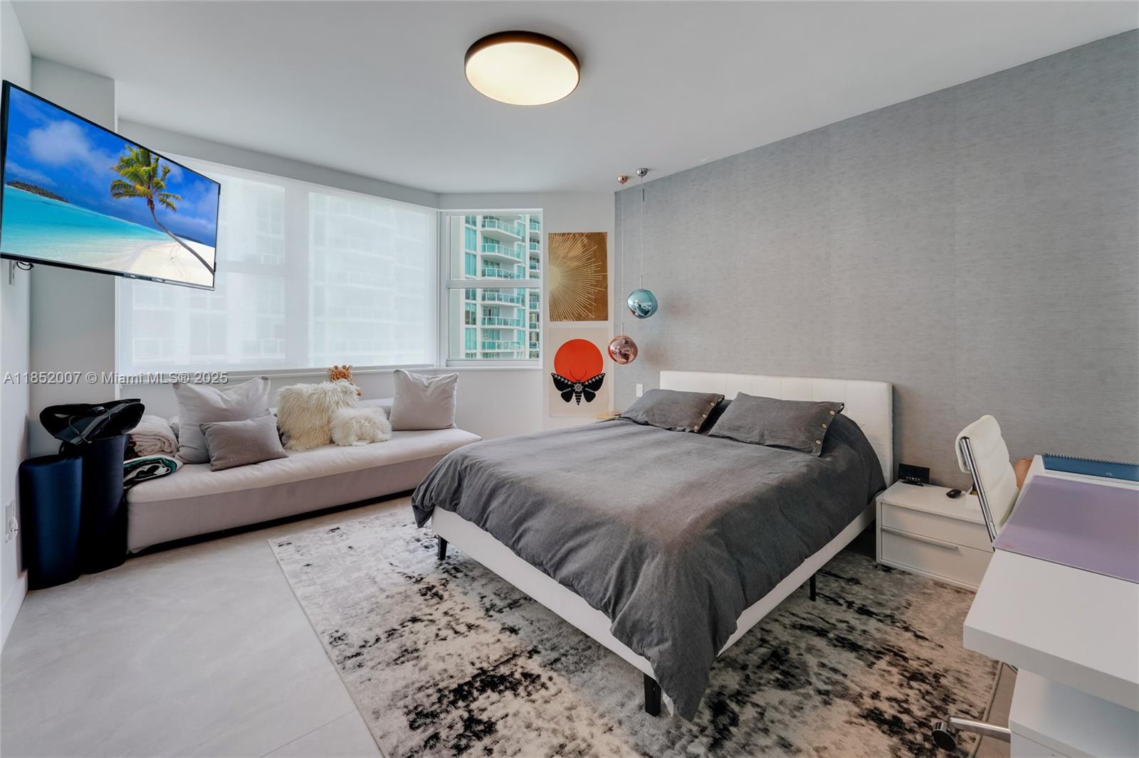 THE PENINSULA CONDO - Residential