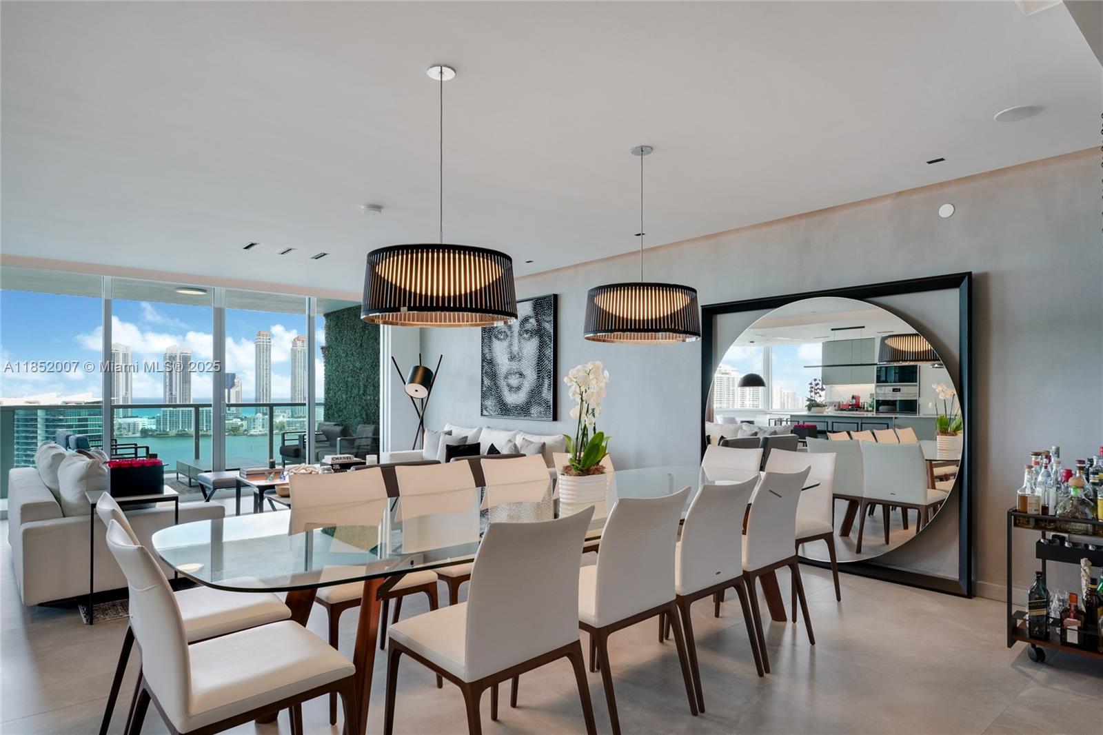 THE PENINSULA CONDO - Residential