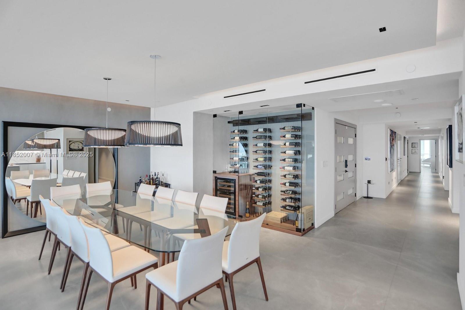 THE PENINSULA CONDO - Residential