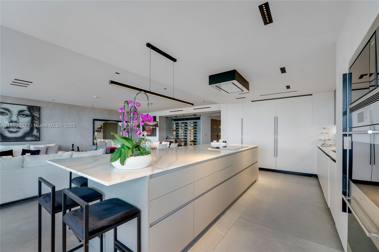 THE PENINSULA CONDO - Residential