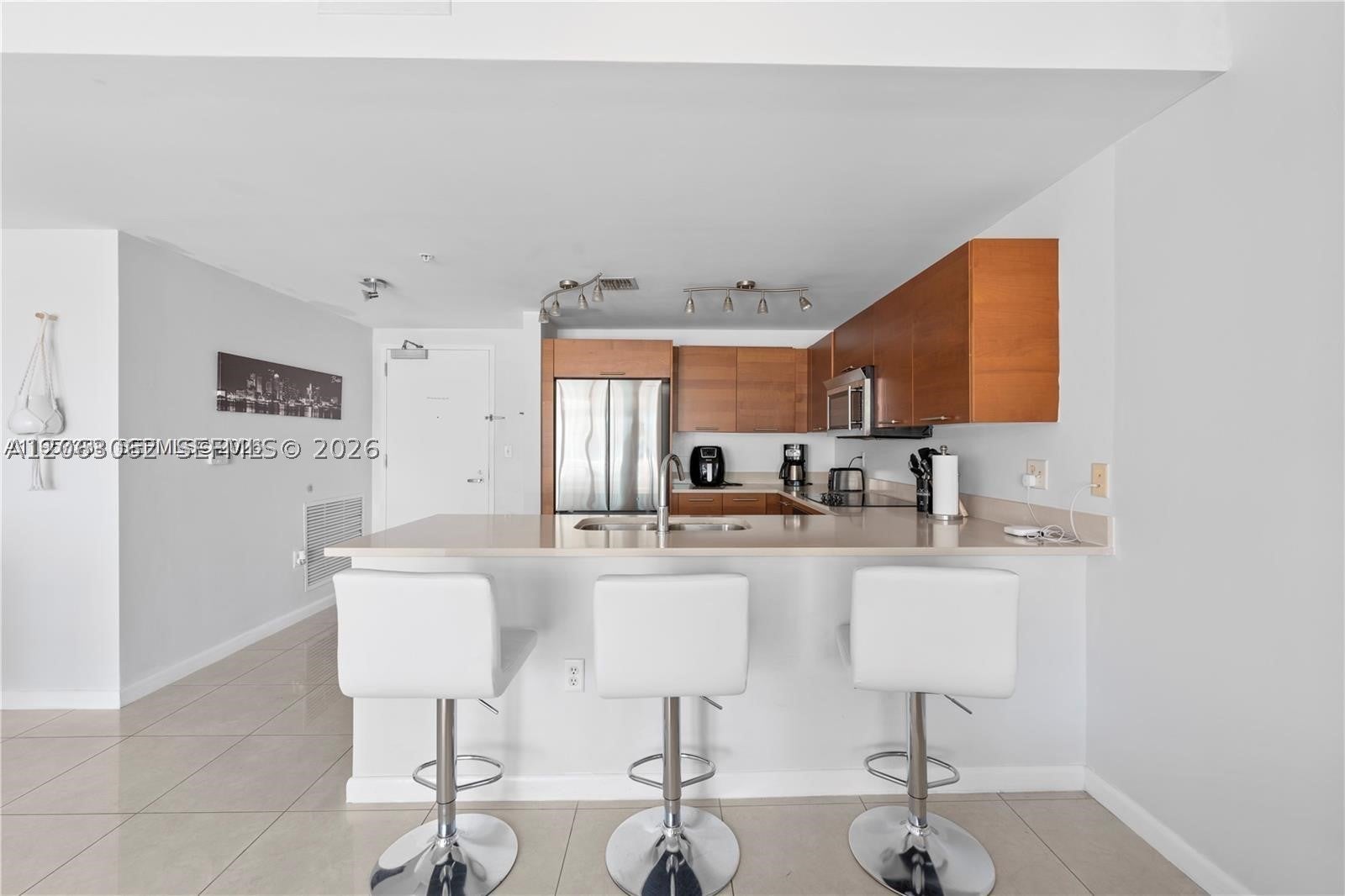 3250 NE 1st Ave 917