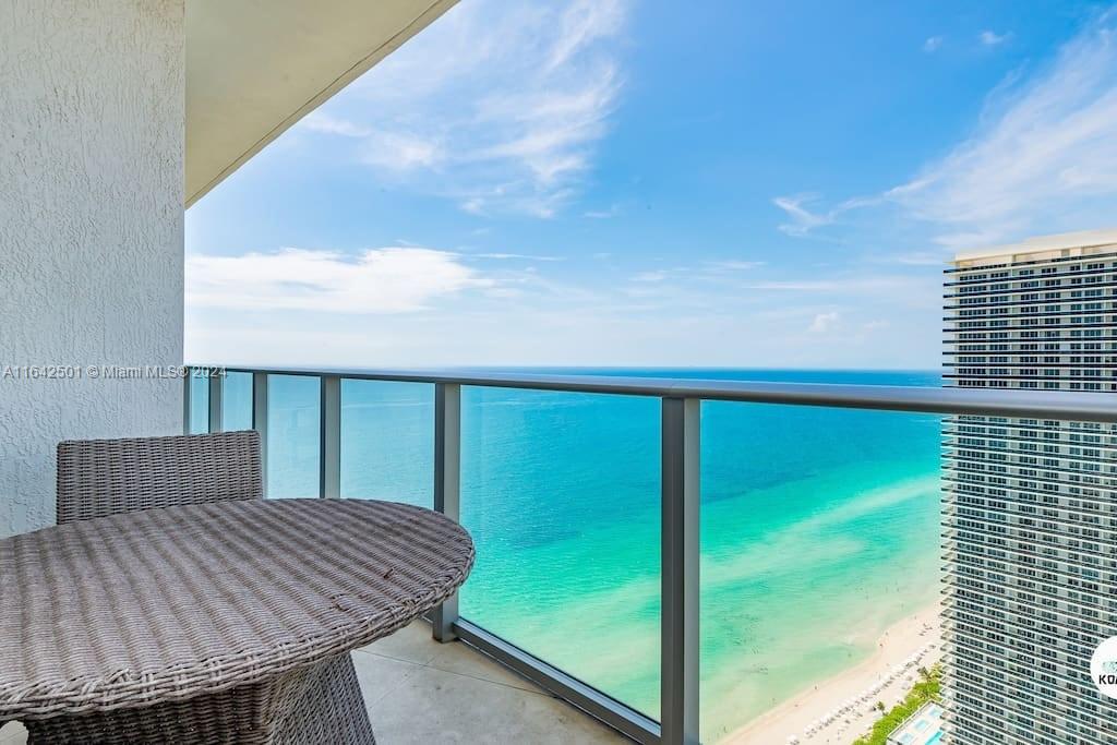 4111 S Ocean Dr 3803, Hollywood, Broward County, Florida - 2 Bedrooms  
2 Bathrooms - 