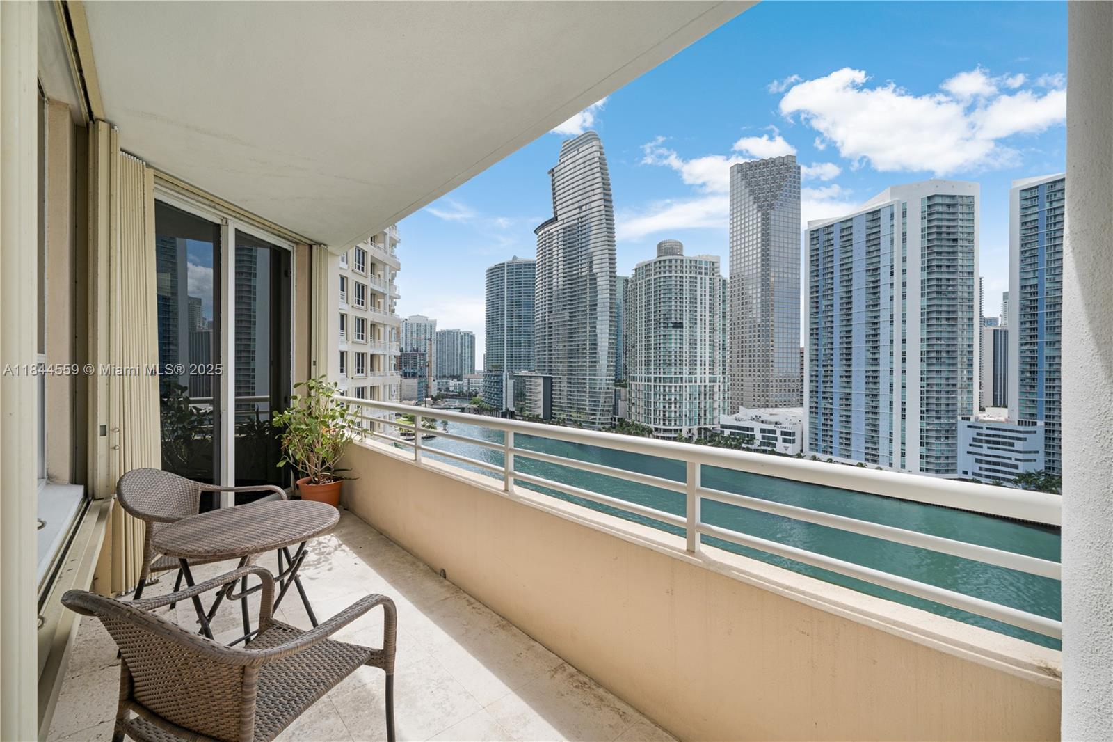 888 Brickell Key Dr 1912