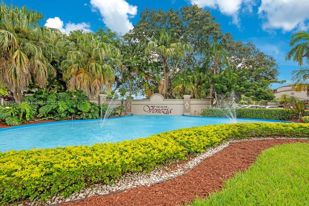 VILLAS DE VENEZIA CONDO - Residential