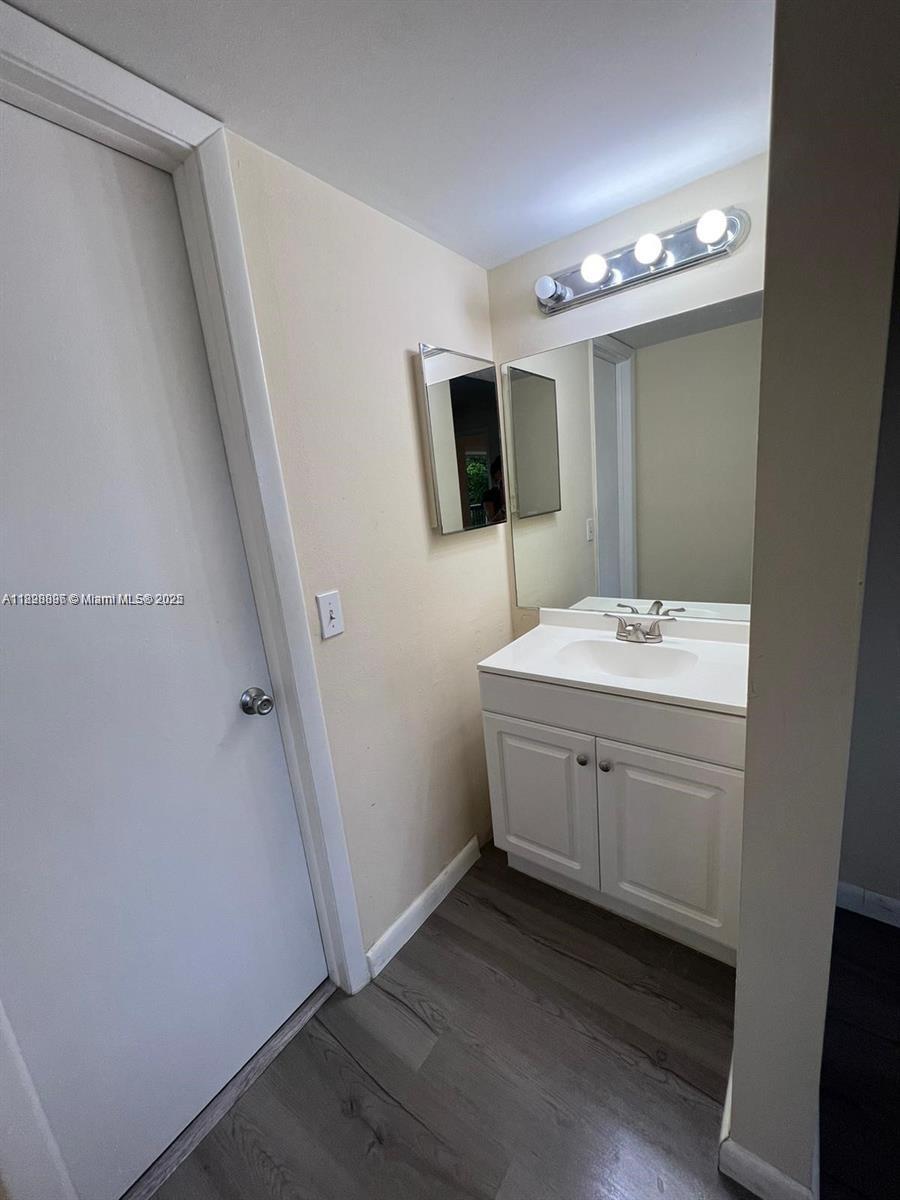 VILLAS DE VENEZIA CONDO - Residential