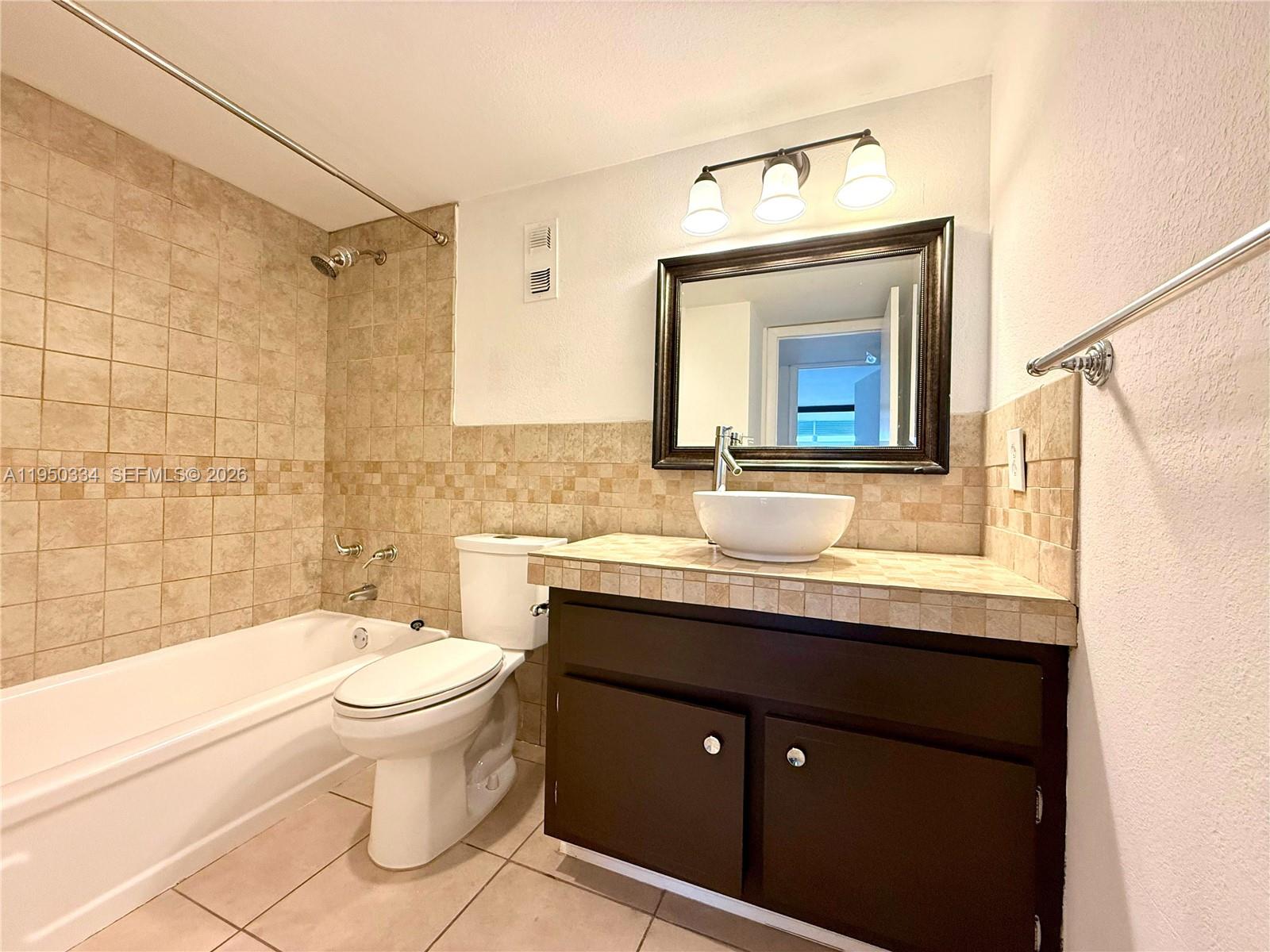 WATERGATE CONDOMINIUM NO - Residential