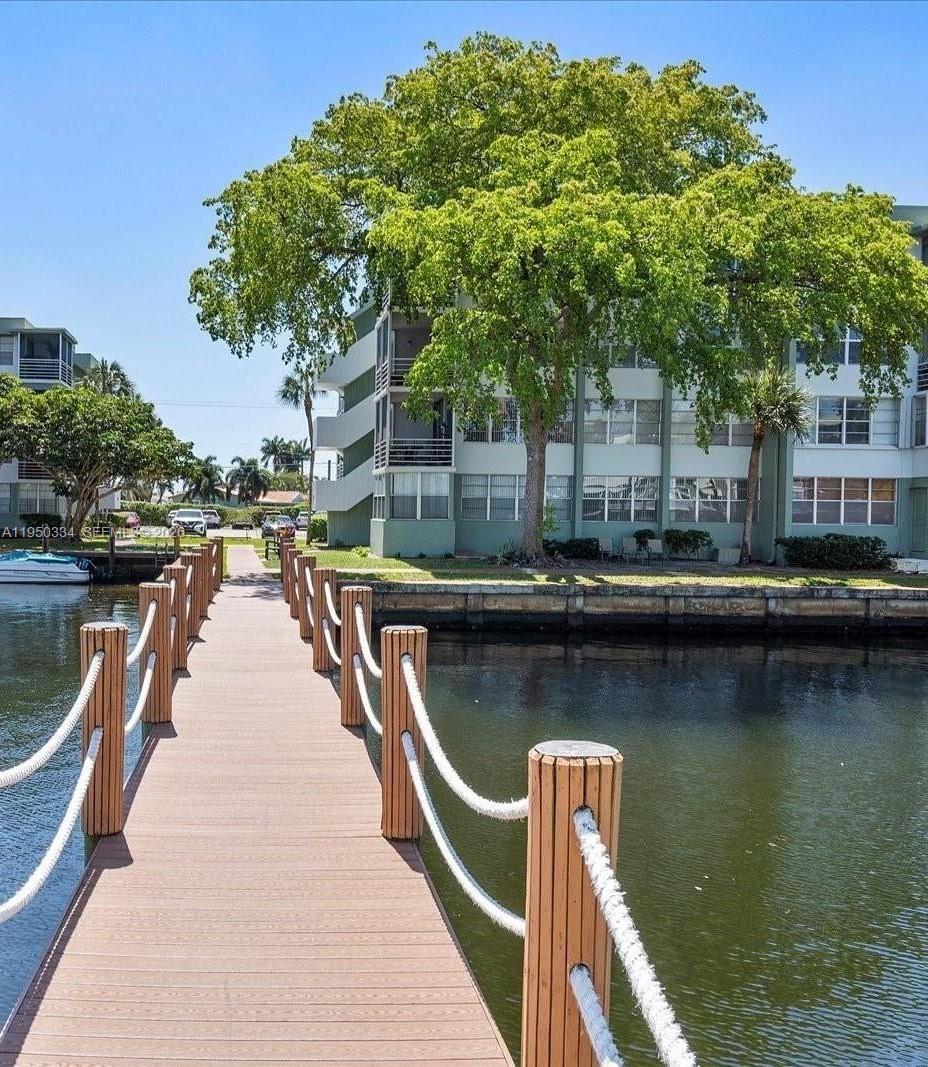 WATERGATE CONDOMINIUM NO - Residential
