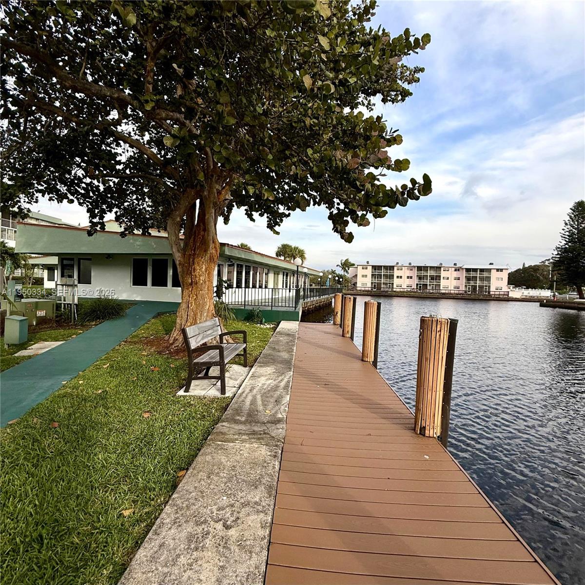 WATERGATE CONDOMINIUM NO - Residential