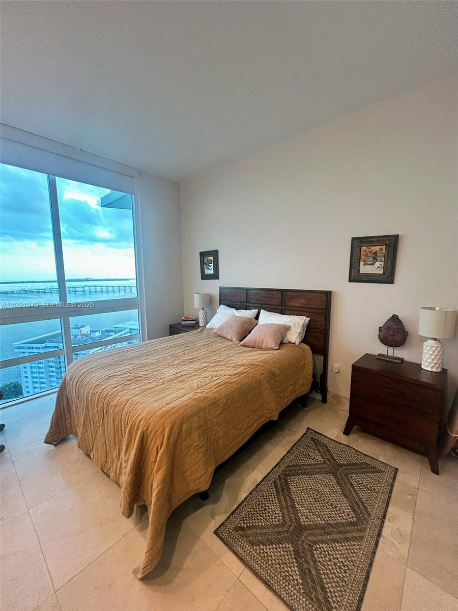 THE EMERALD AT BRICKELL C - Residential Lease