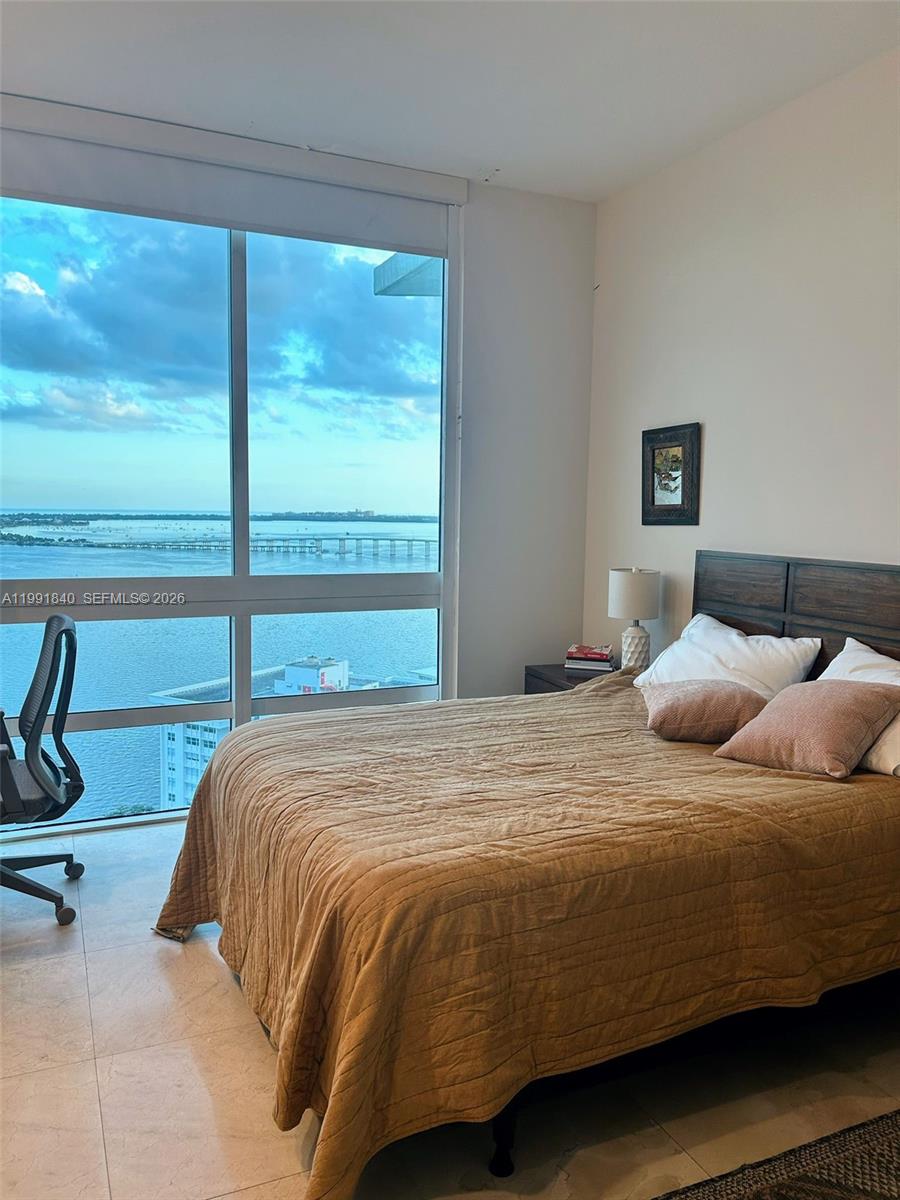 THE EMERALD AT BRICKELL C - Residential Lease