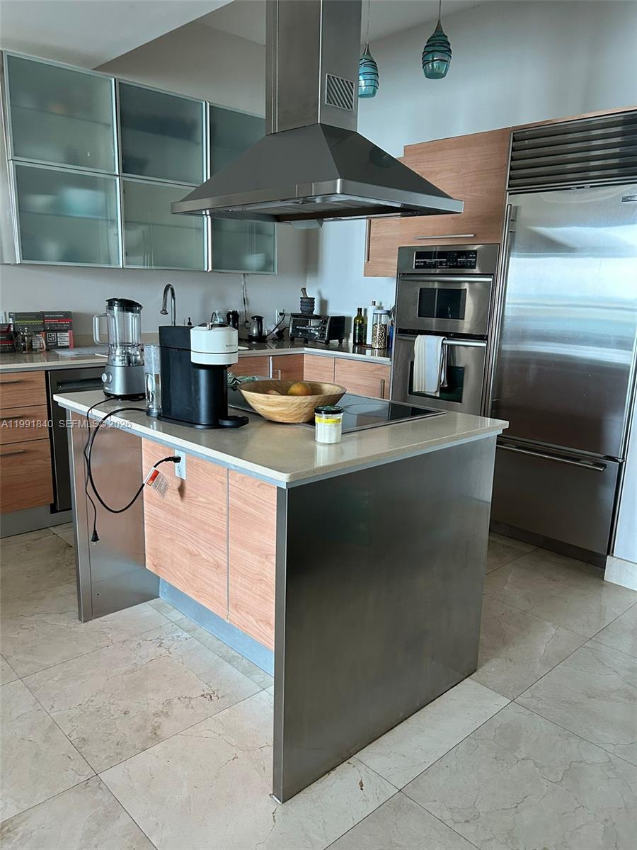 THE EMERALD AT BRICKELL C - Residential Lease