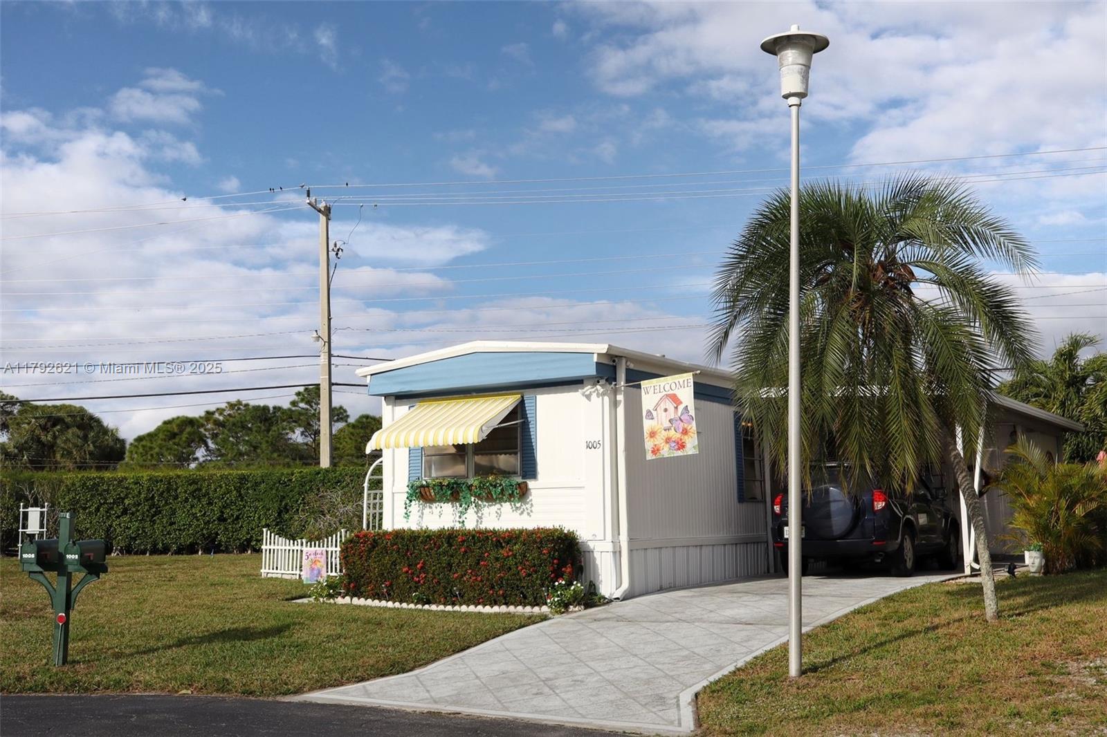 JAMAICA BAY MOBILE HOME C - Residential