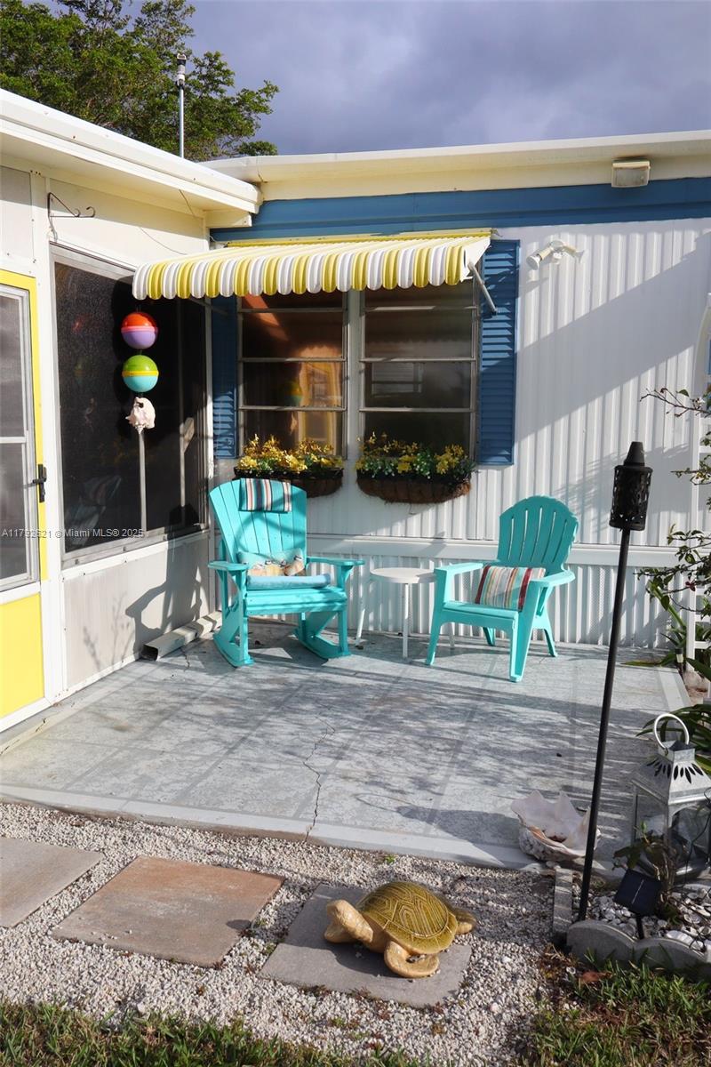 JAMAICA BAY MOBILE HOME C - Residential