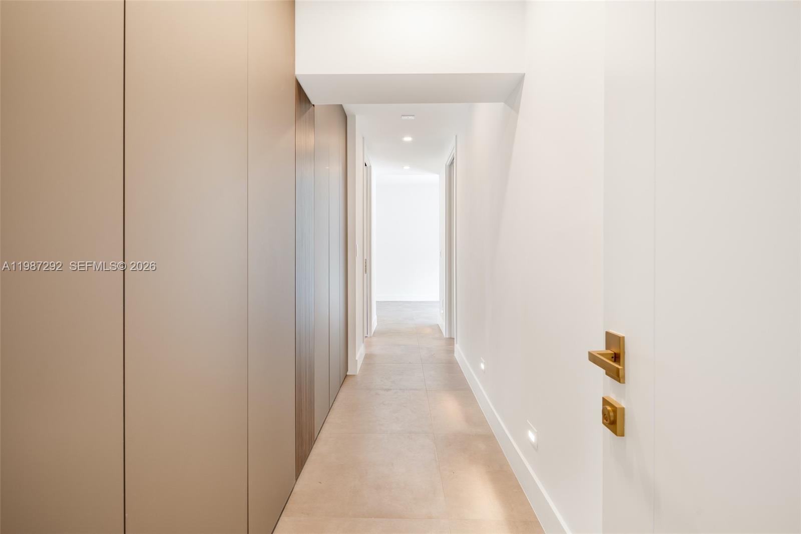 CUTLER BAY ESTATES - Residential