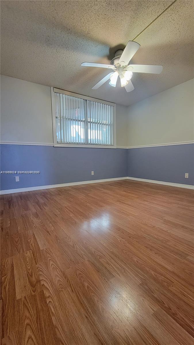 POLYNESIAN GARDENS CONDOM - Residential