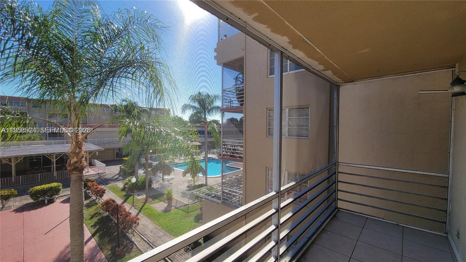 POLYNESIAN GARDENS CONDOM - Residential