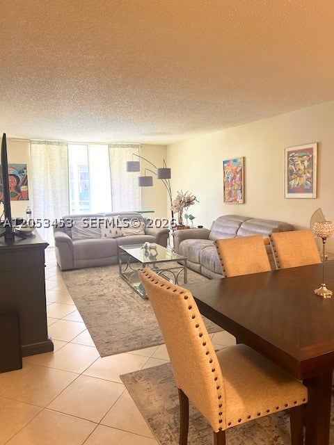 361 N Hollybrook Dr 104, Pembroke Pines FL 33025