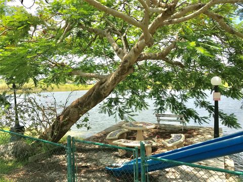 16274 SW 139th Ct Miami FL 33177