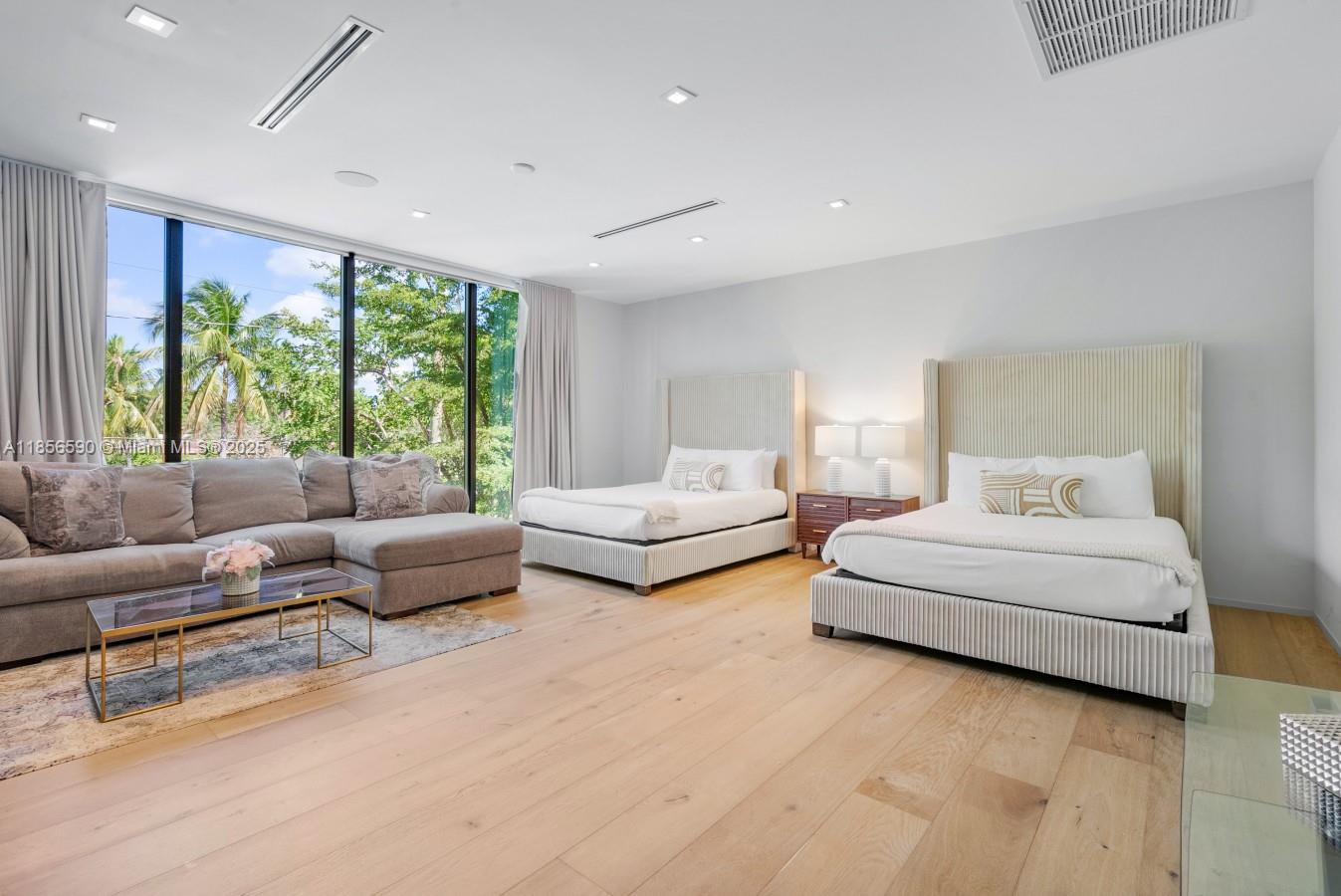 CORAL RIDGE - Residential Lease