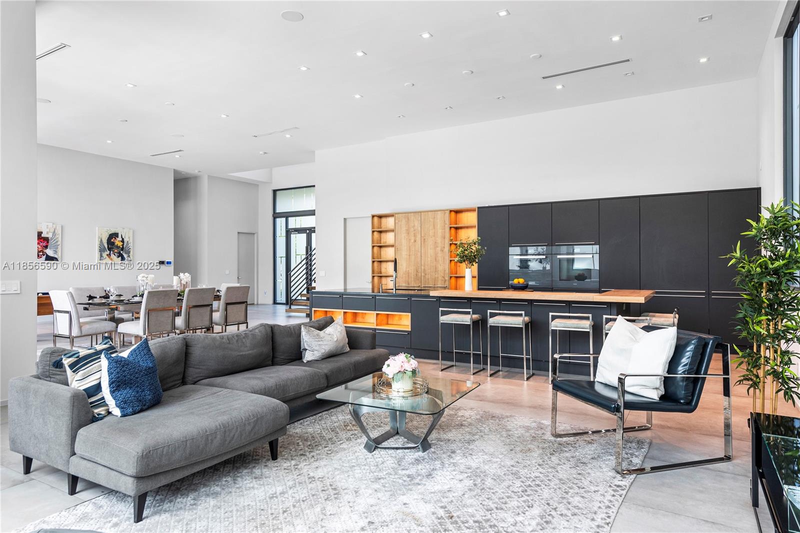 CORAL RIDGE - Residential Lease