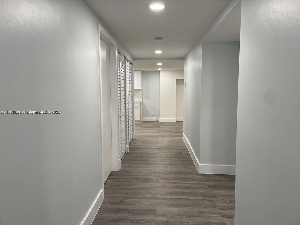 Photo of 4725 SW 62nd Ave #103, Davie, FL 33314 (MLS # A11868585)