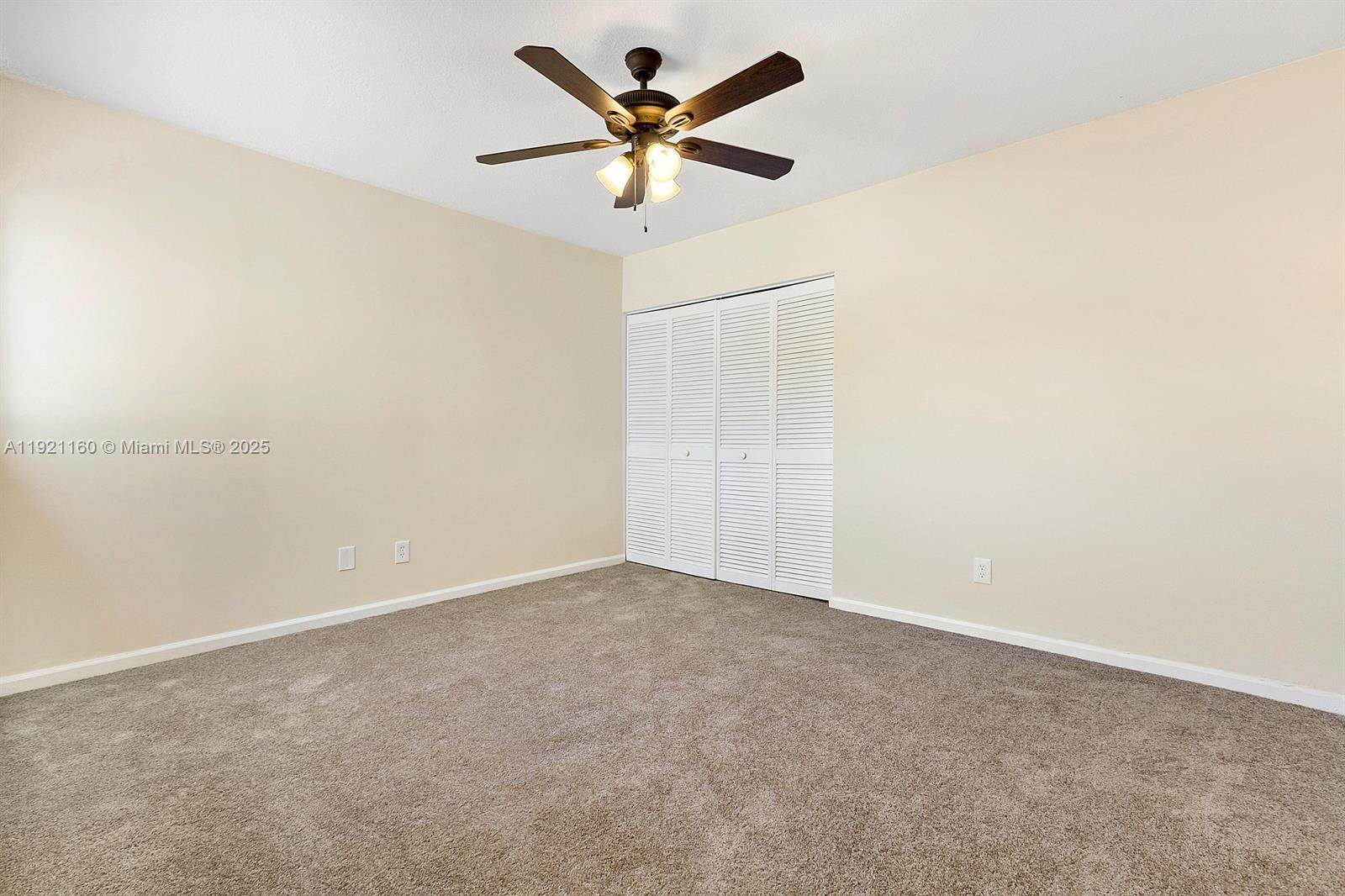 CENTRAL PARK LAKE - Residential