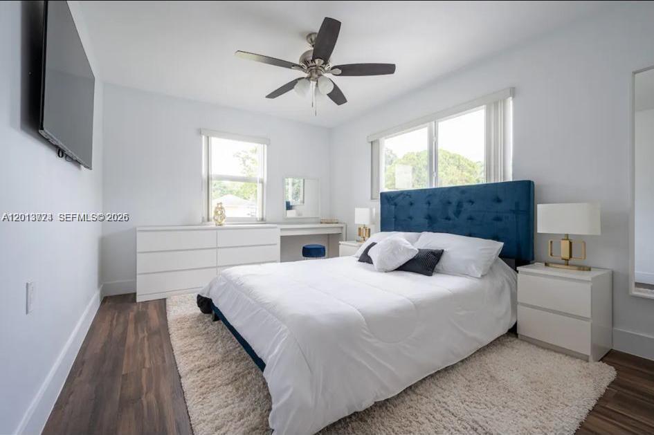 HOLLYWOOD PARK - Residential Lease