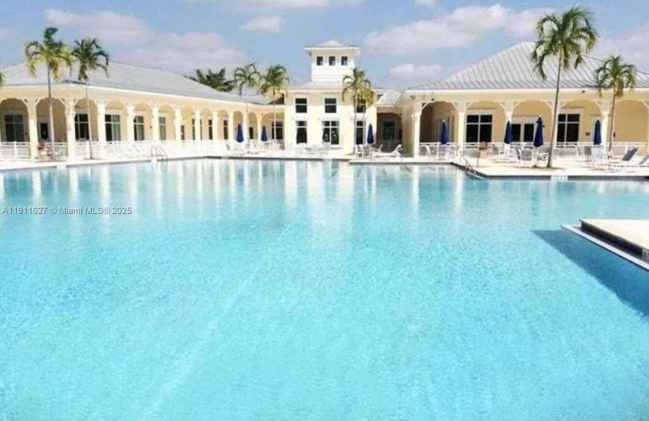 CARIBBEAN ISLES VILLAS CO - Residential Lease