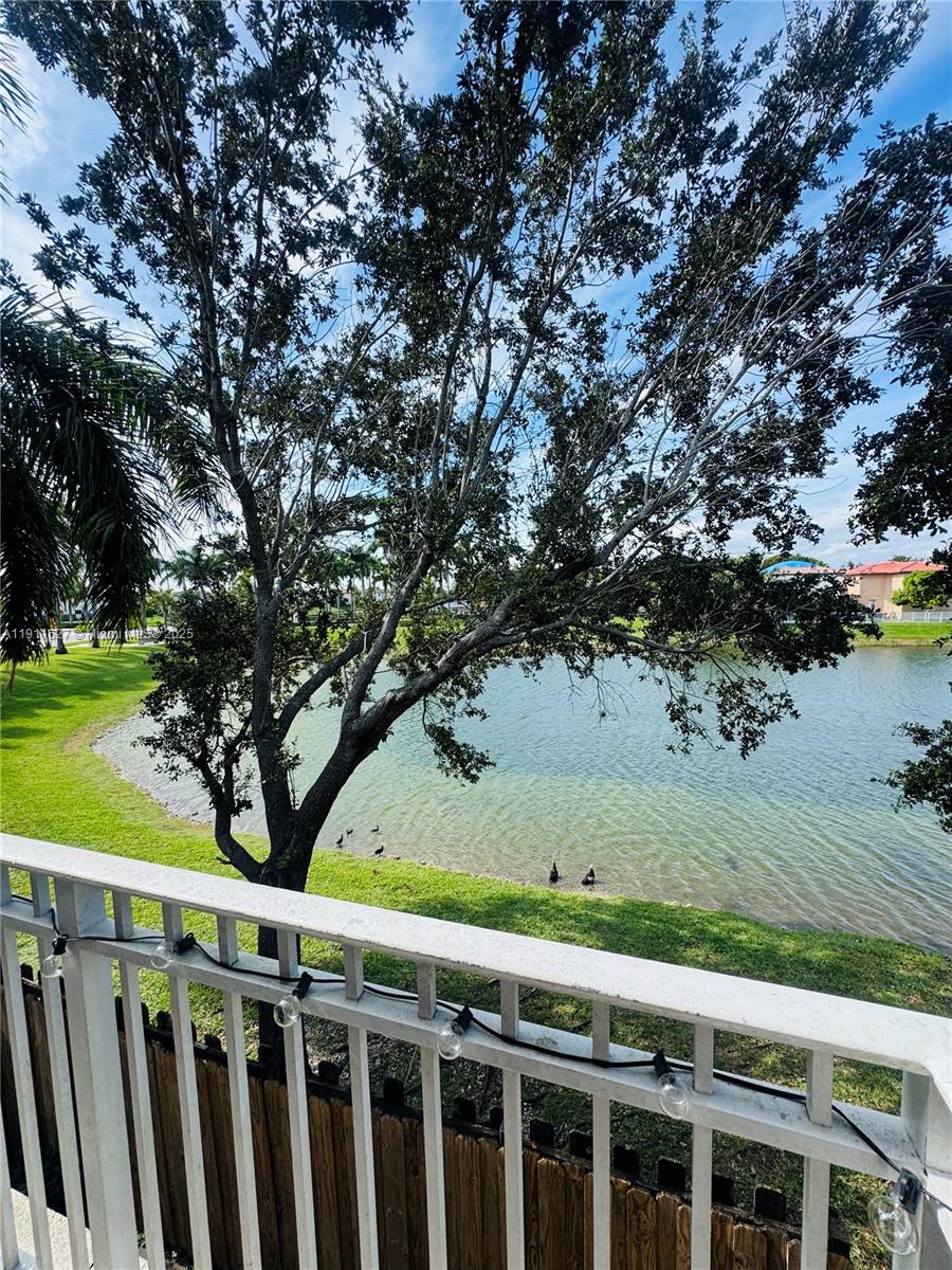 CARIBBEAN ISLES VILLAS CO - Residential Lease