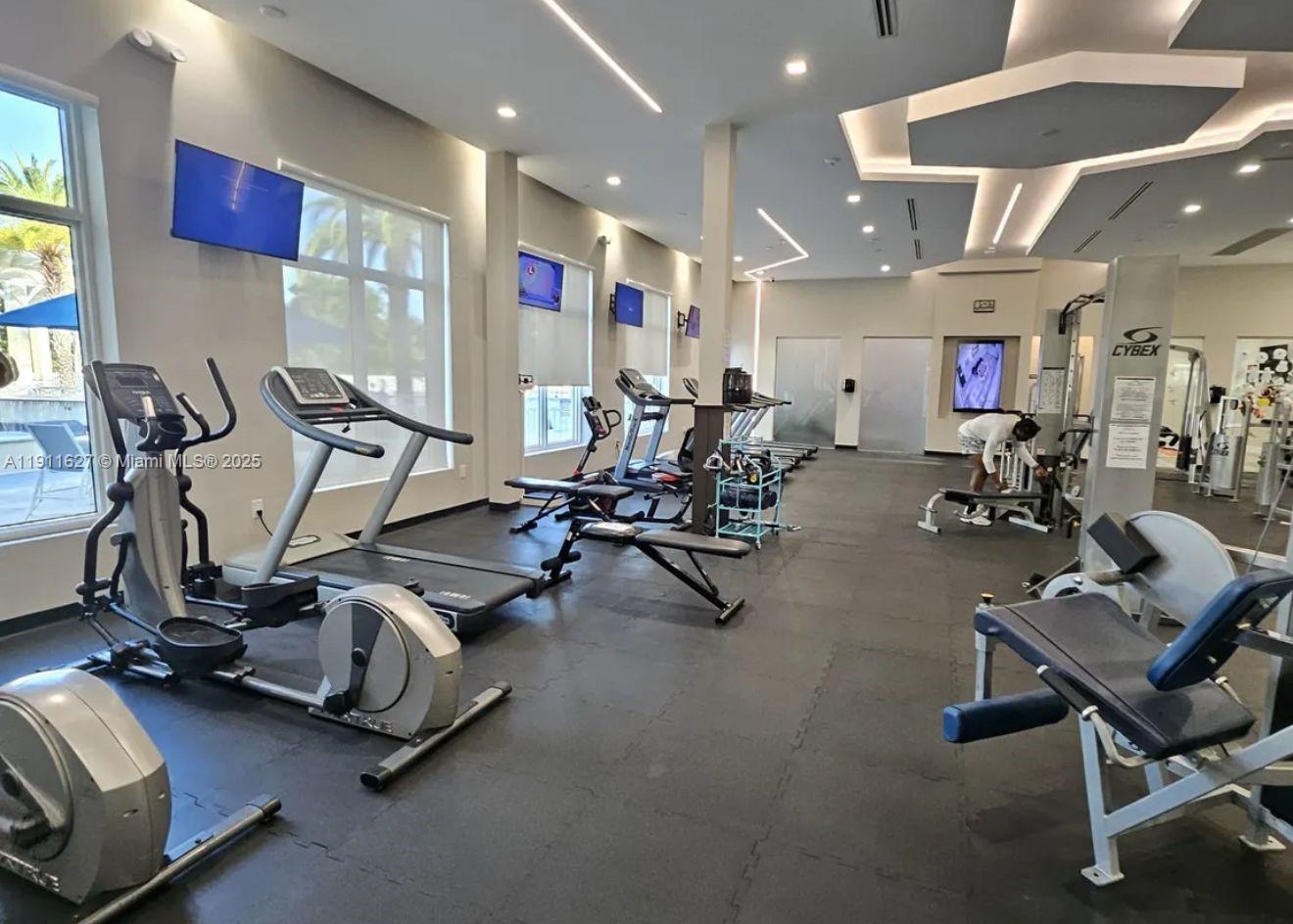 CARIBBEAN ISLES VILLAS CO - Residential Lease